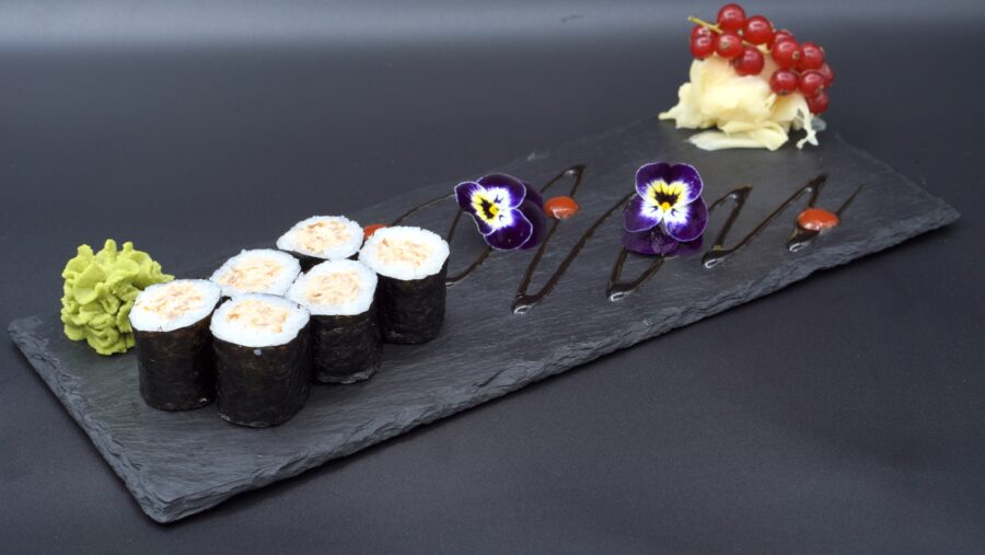 Grilled Salmon Maki