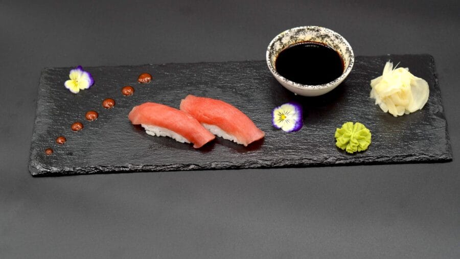 Tuna Nigiri