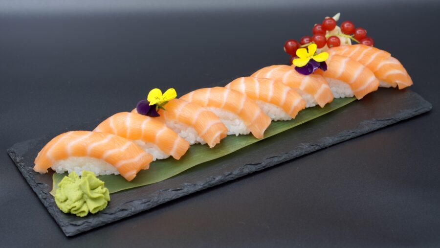 Salmon Nigiri Set