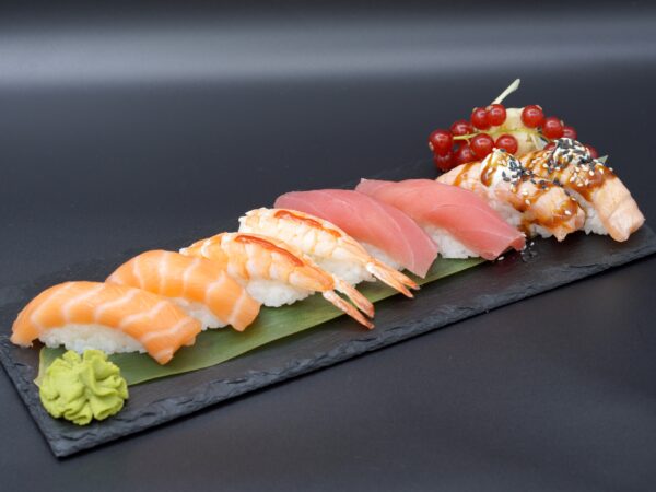 Mix Nigiri Set