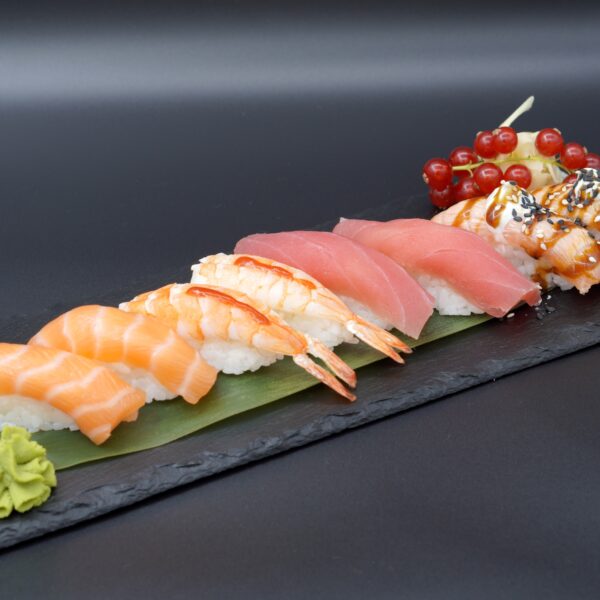 Mix Nigiri Set